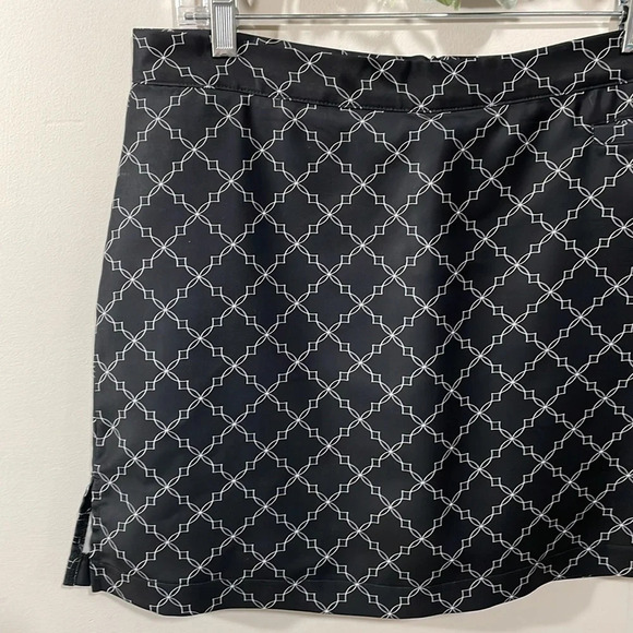 Aspire Dri-Logic Black & White Caviar Print Golf Skort 10 - Picture 2 of 11